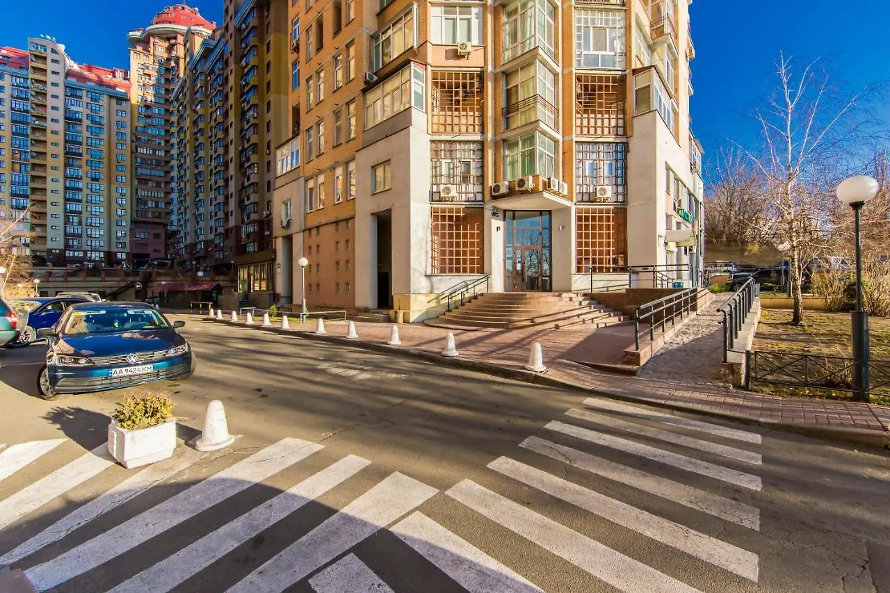 Укриття У Будинку, 2К Квартира У Новобудові, 3 Поверх, Печерськ Kiev Lägenhet